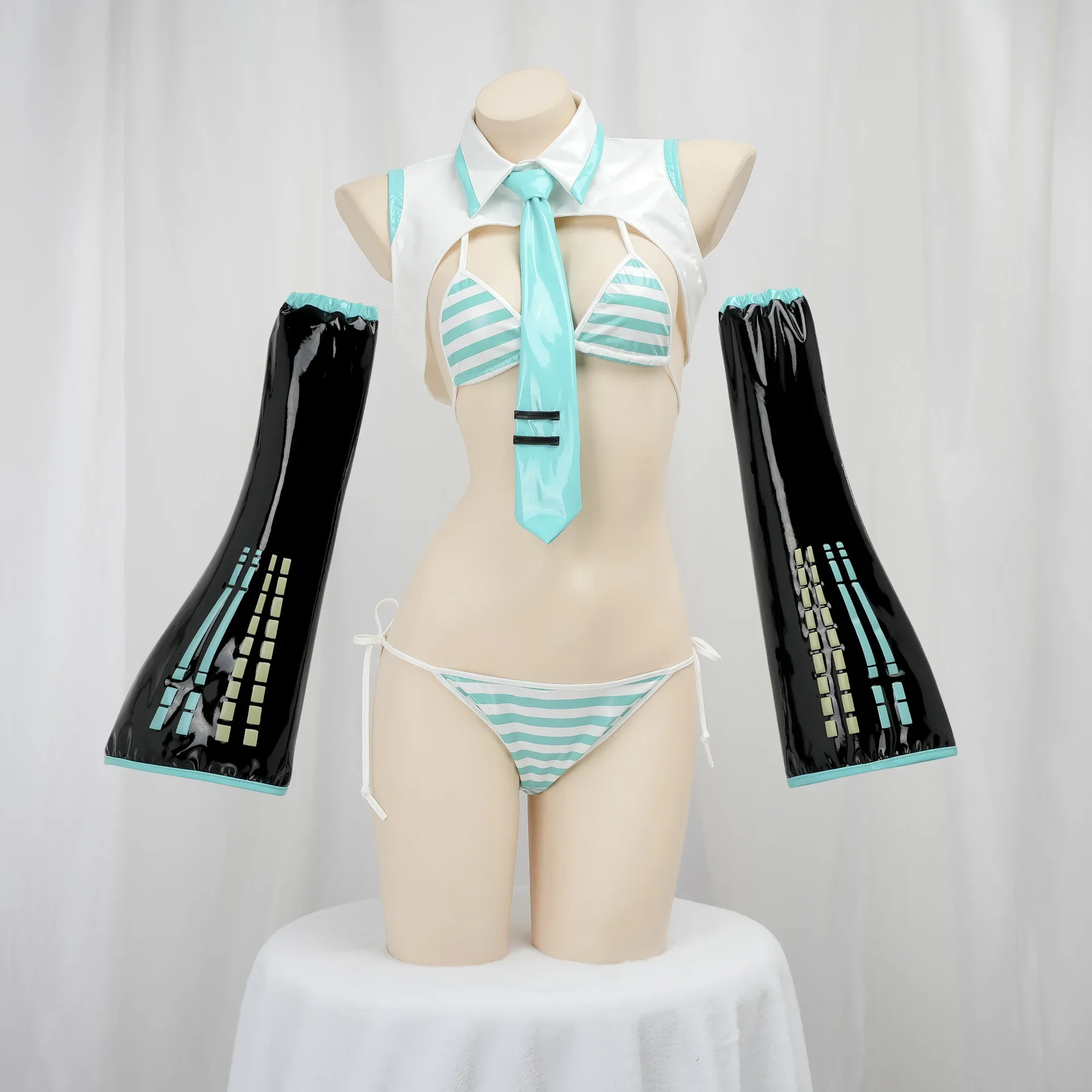ゲームミクコスプレミクフォーミュラスーツコスプレ衣装女の子雪 - Anime Cosplay Boy のレビューと価格