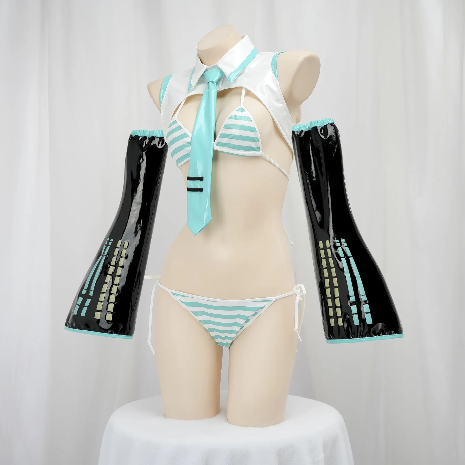 ゲームミクコスプレミクフォーミュラスーツコスプレ衣装女の子雪 - Anime Cosplay Boy のレビューと価格