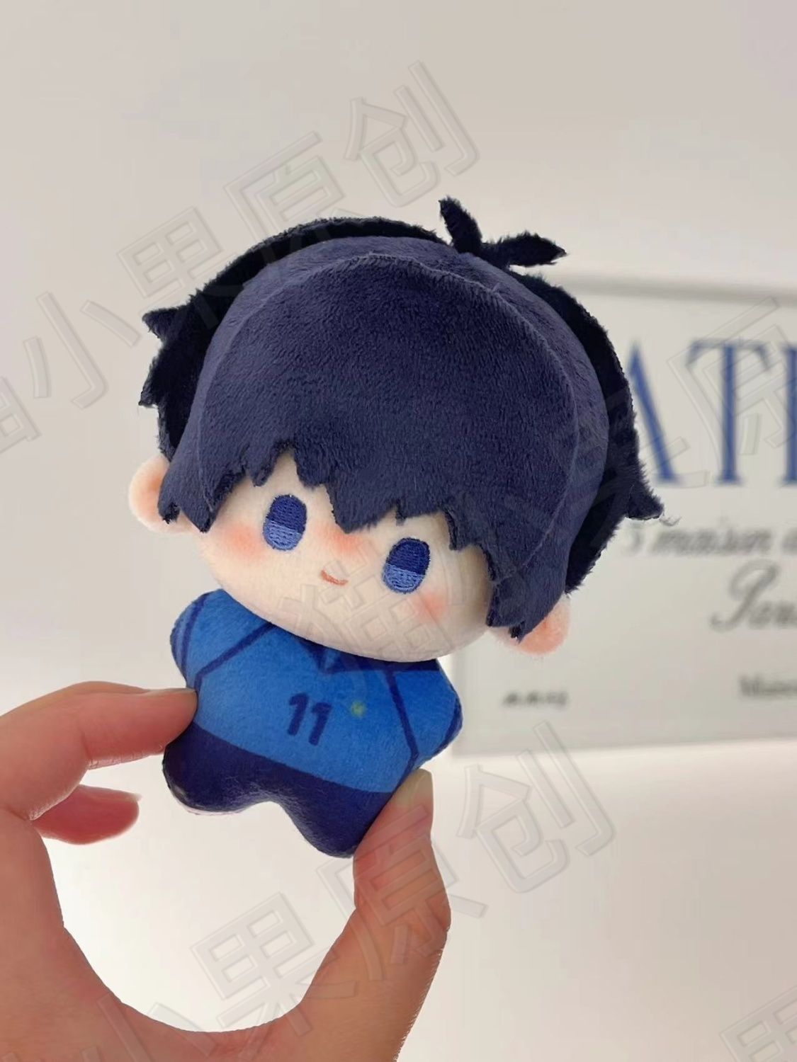 ブルーロックいさぎ与一コスプレアニメぬいぐるみ 10 センチ - Anime Cosplay Cute のレビューと価格