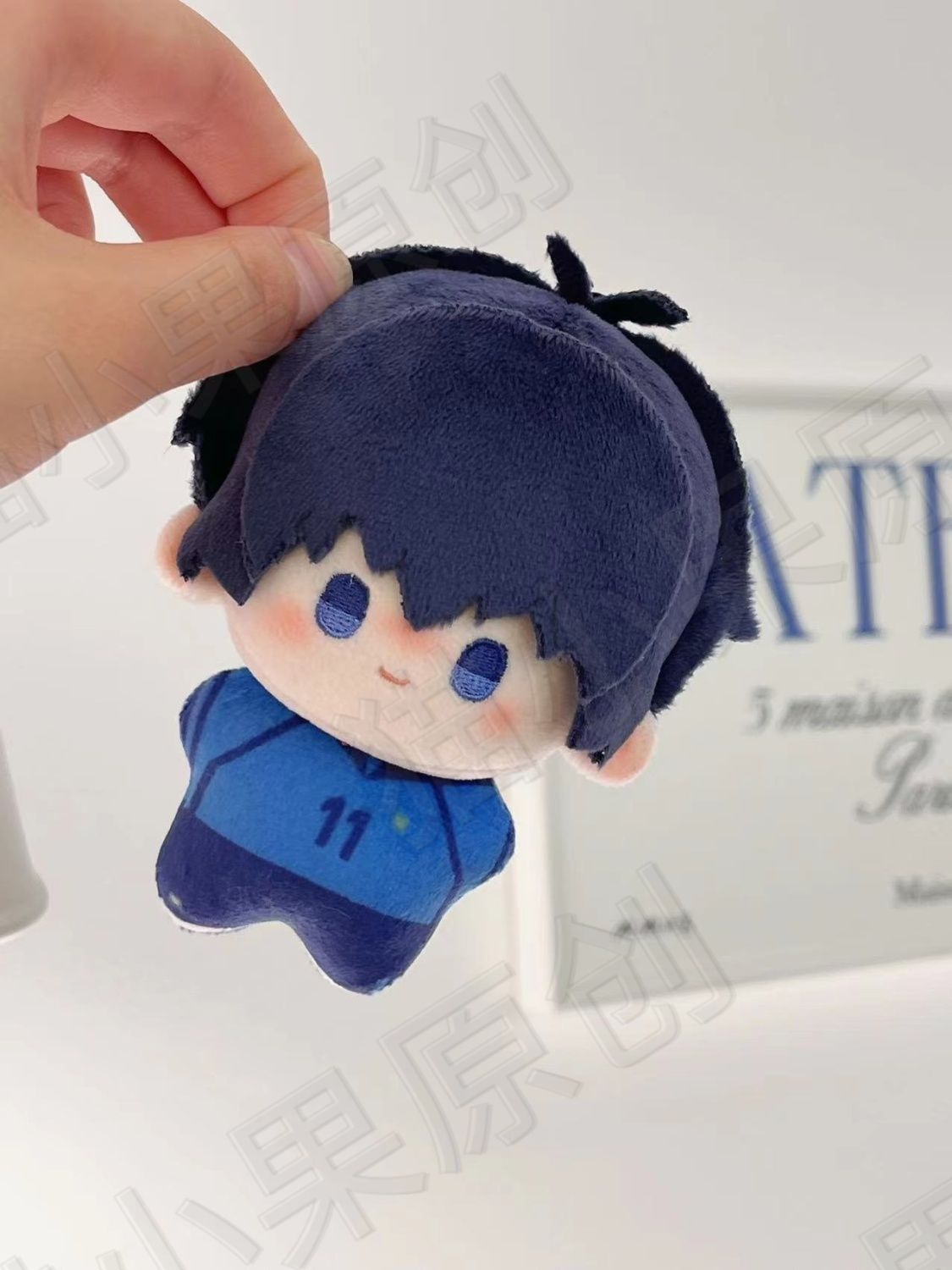 ブルーロックいさぎ与一コスプレアニメぬいぐるみ 10 センチ - Anime Cosplay Cute のレビューと価格