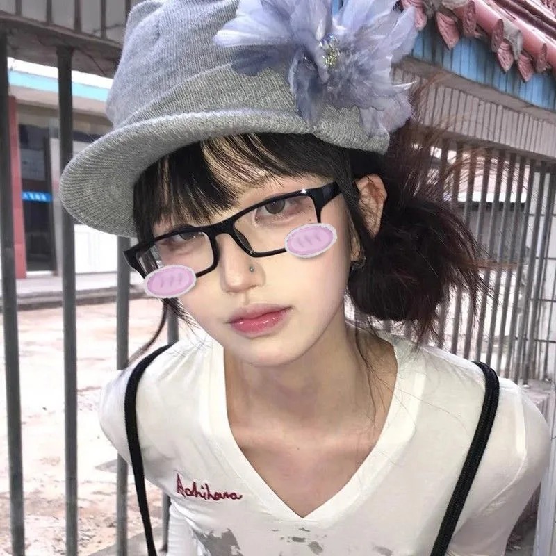 かわいい赤面メガネアニメスタイル透明レンズコスプレ写真小道具 - Anime Cosplay Girl Photo のレビューと価格